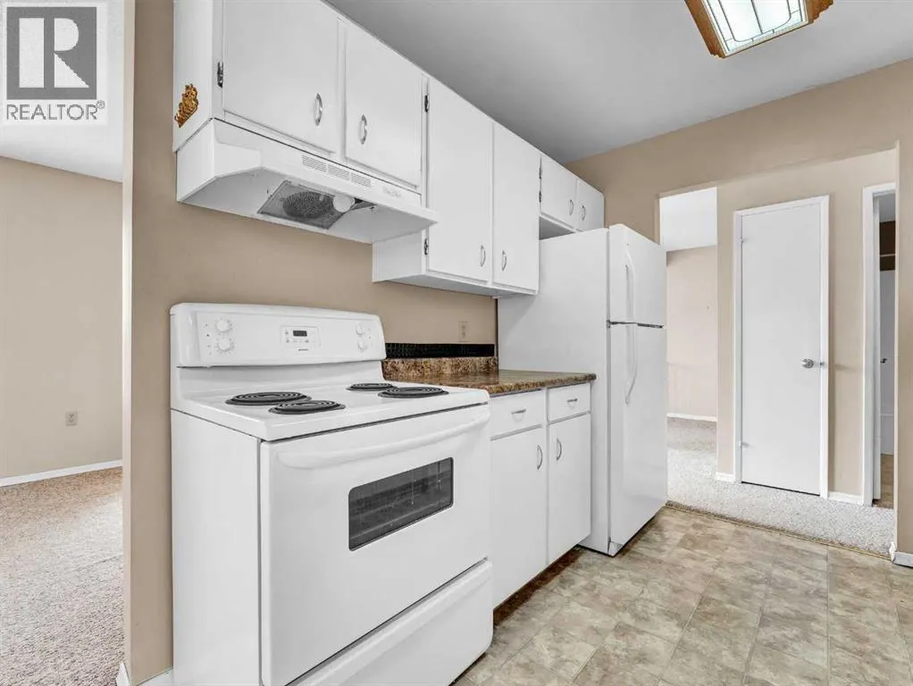 90 Simpson Crescent SE