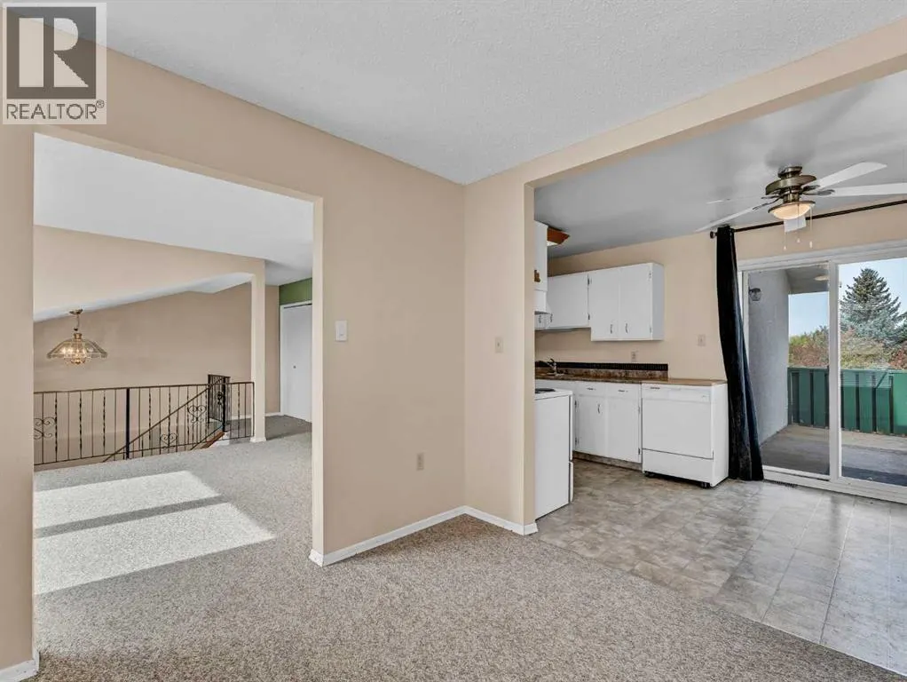 90 Simpson Crescent SE