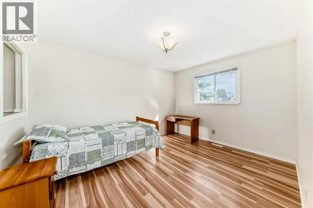 35 Ray Avenue NW