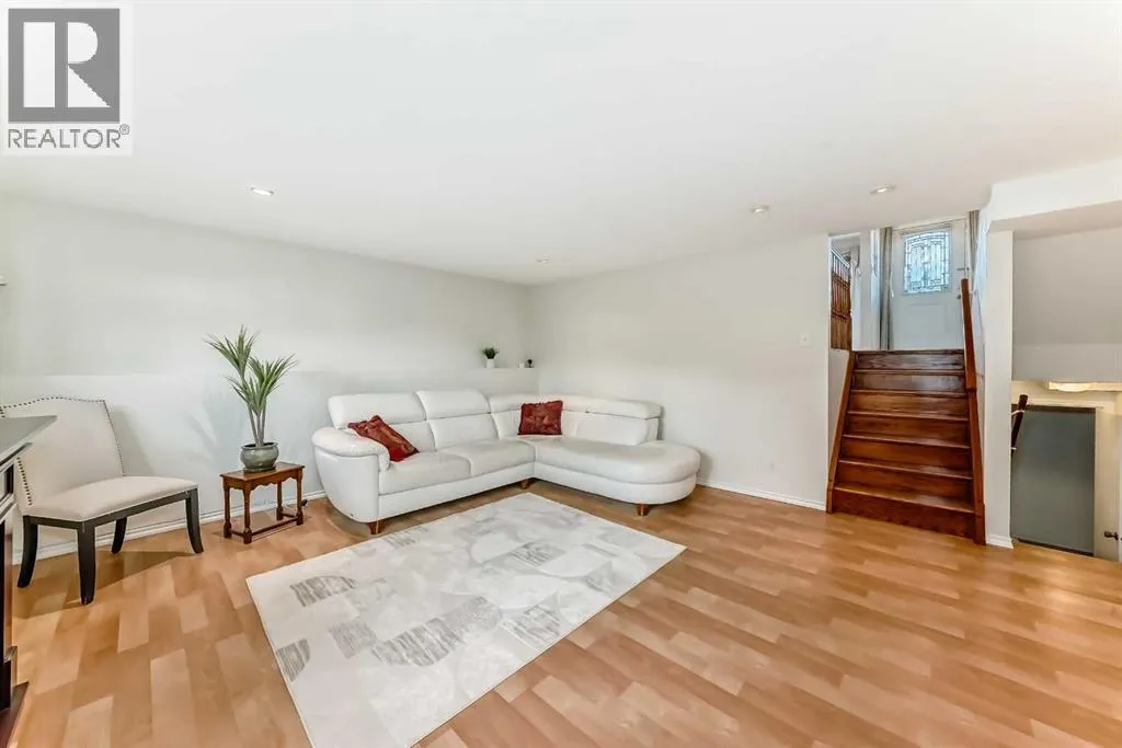 35 Ray Avenue NW