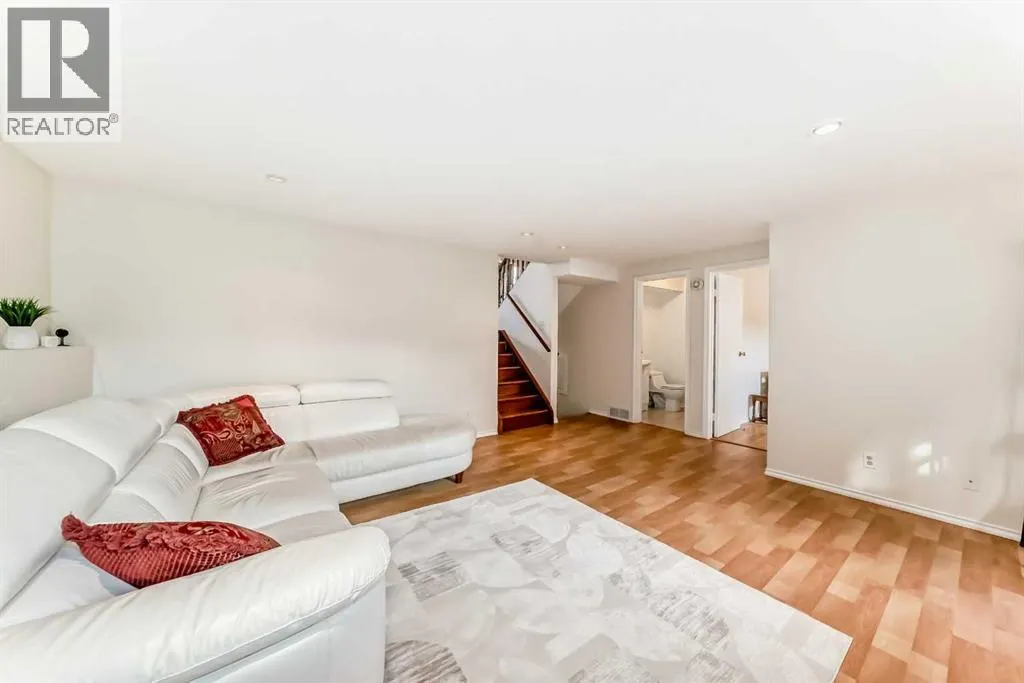 35 Ray Avenue NW