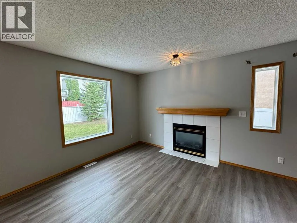 22 Arbour Butte Road NW