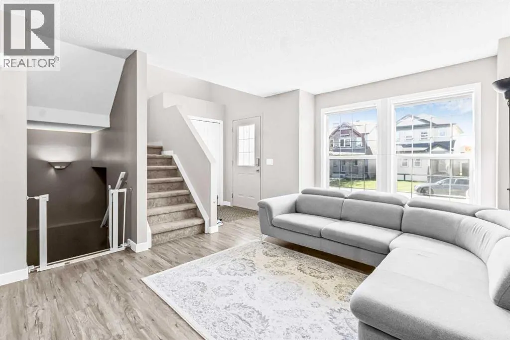 137 Covepark Crescent NE