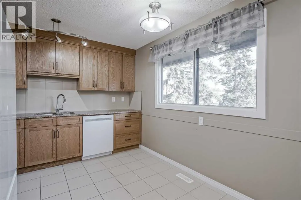 20, 27 Silver Springs Drive NW