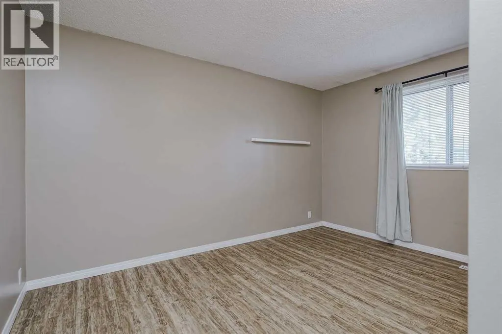 20, 27 Silver Springs Drive NW