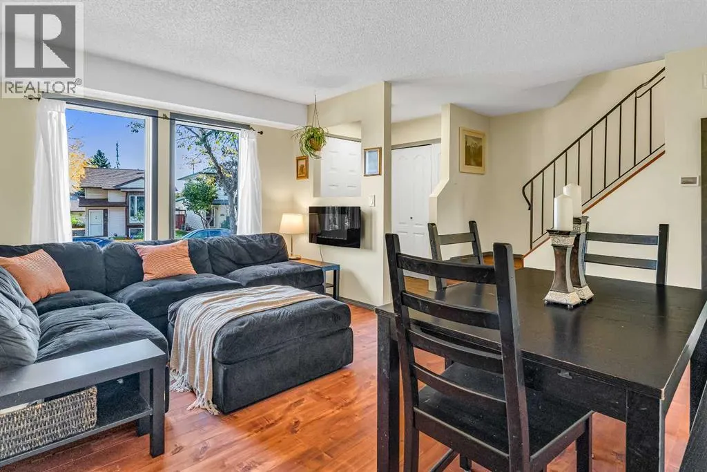 23 Riverbirch Place SE
