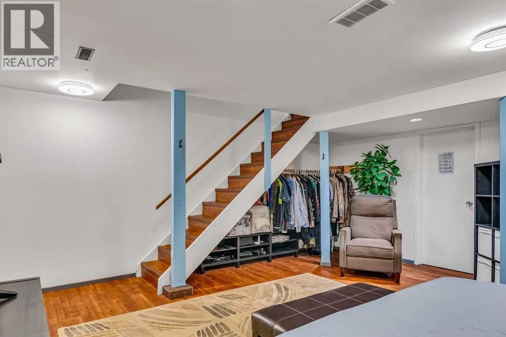 23 Riverbirch Place SE