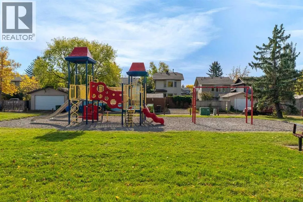 23 Riverbirch Place SE
