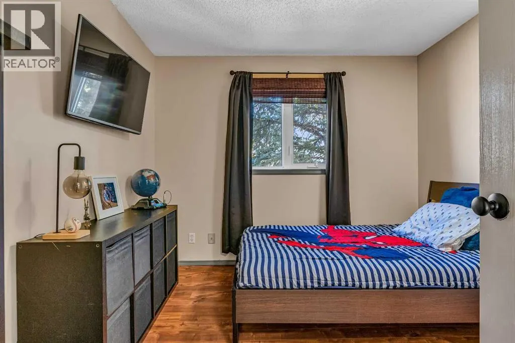23 Riverbirch Place SE