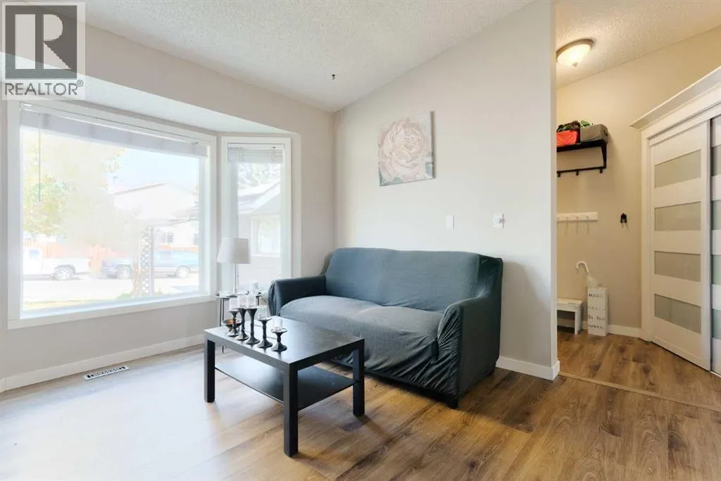 131 Macewan Meadow Way NW