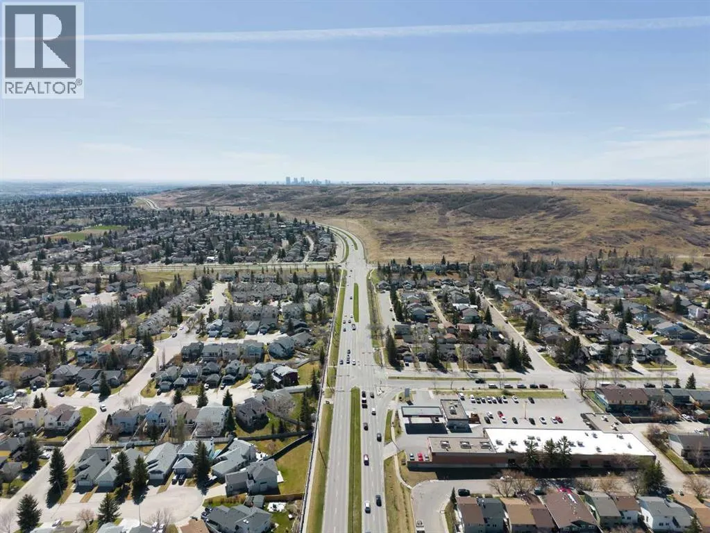 131 Macewan Meadow Way NW