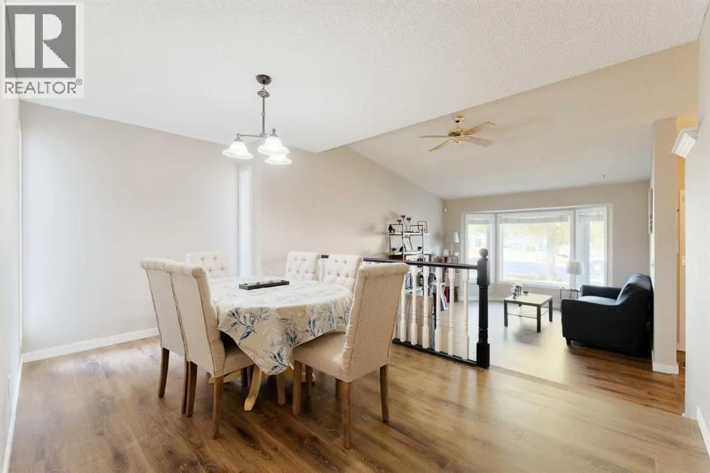 131 Macewan Meadow Way NW