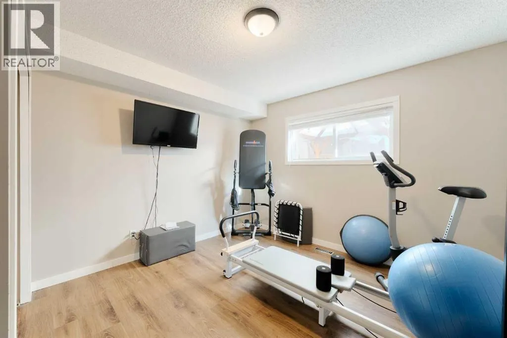 131 Macewan Meadow Way NW