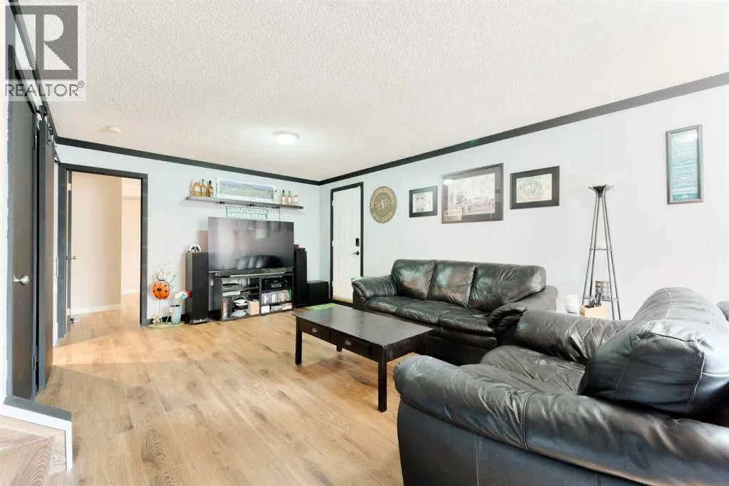 131 Macewan Meadow Way NW