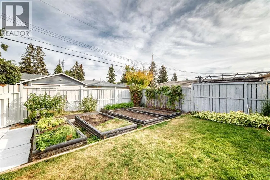 44 Gordon Drive SW