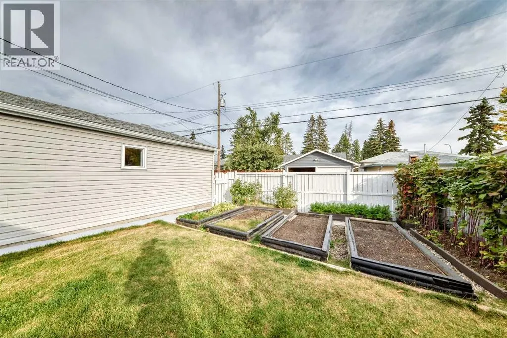 44 Gordon Drive SW