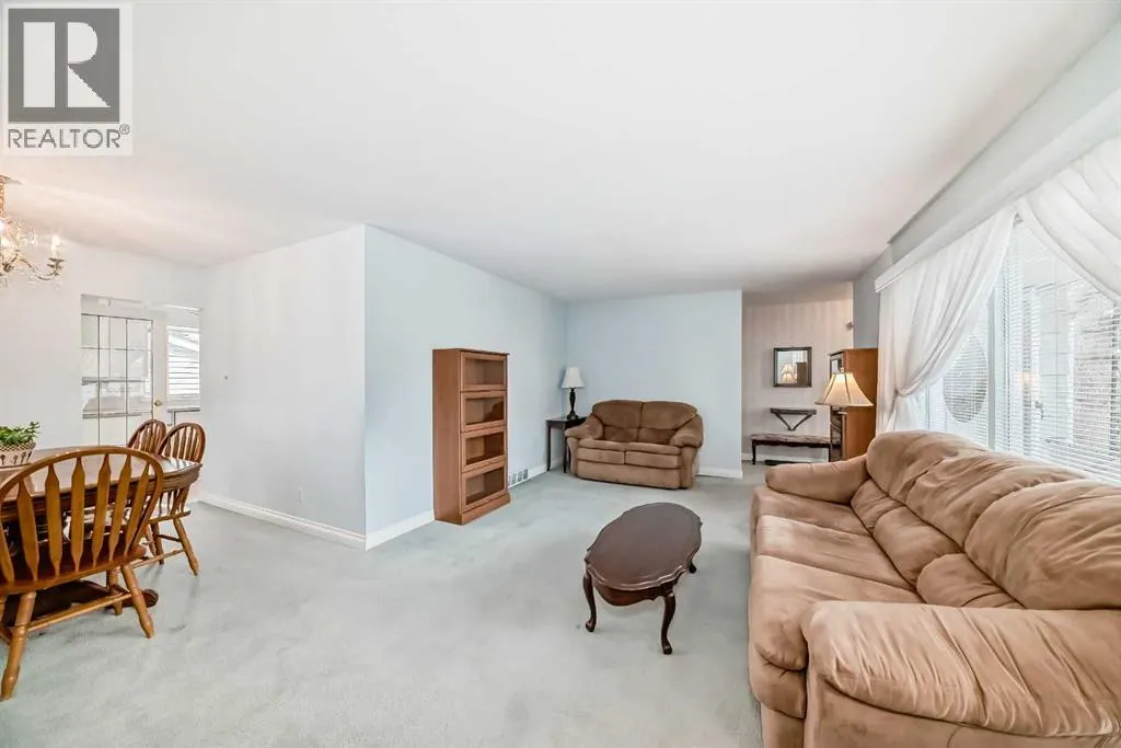 44 Gordon Drive SW