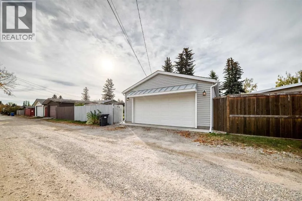 44 Gordon Drive SW