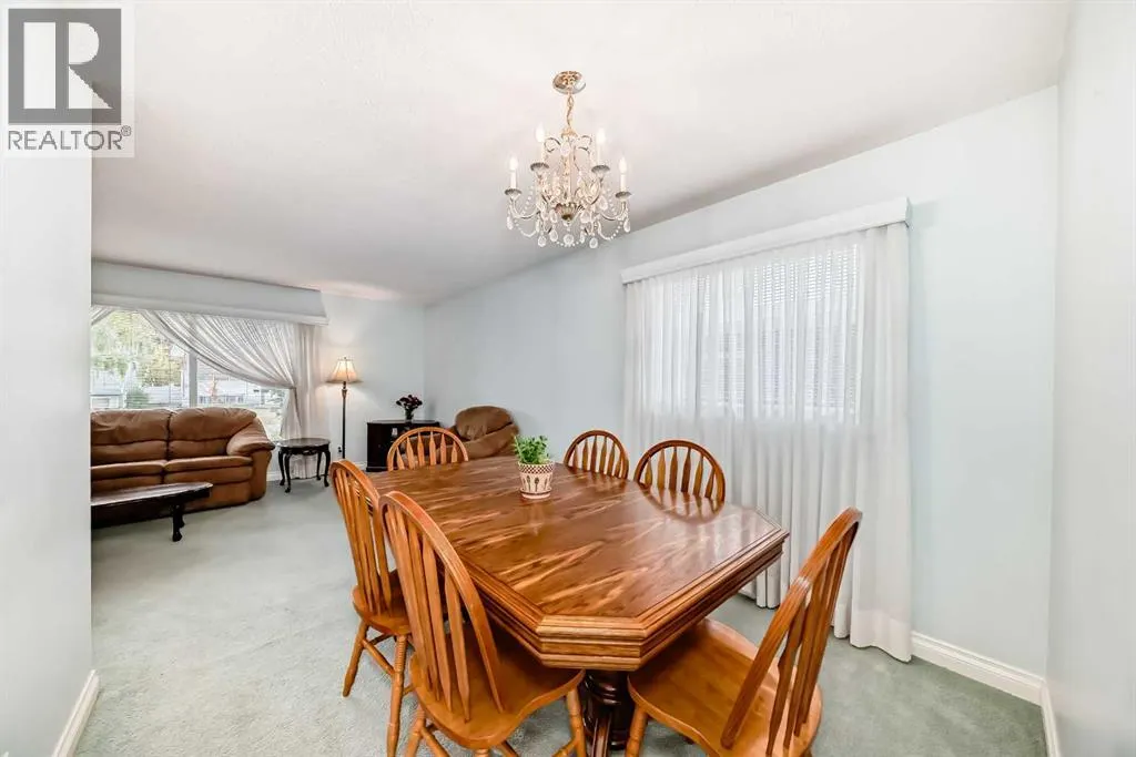 44 Gordon Drive SW