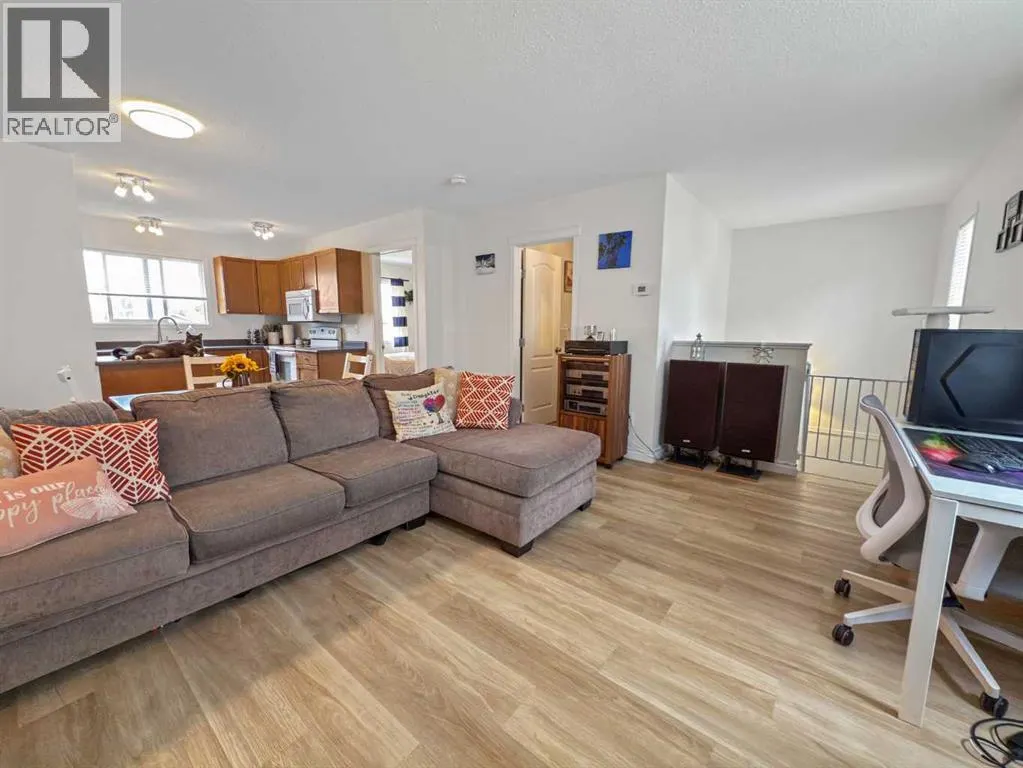 G103, 8640 103 Avenue