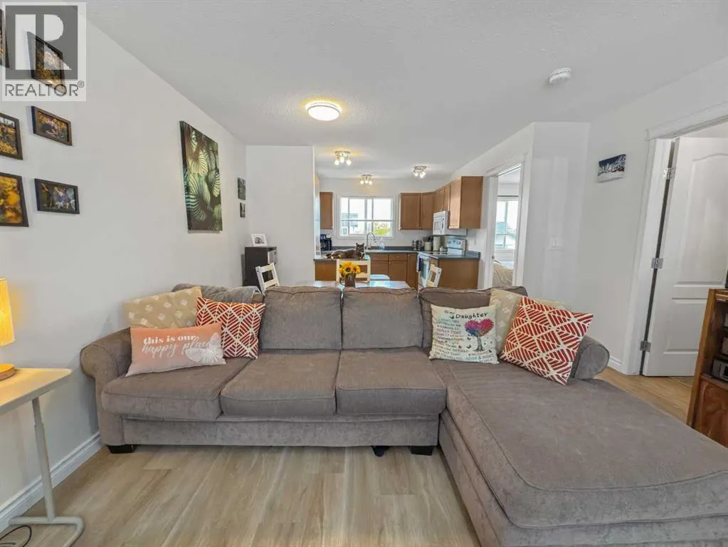 G103, 8640 103 Avenue