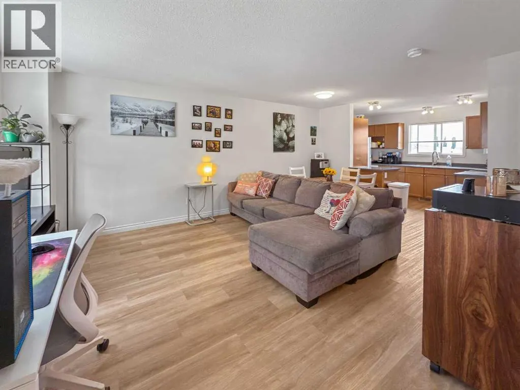 G103, 8640 103 Avenue