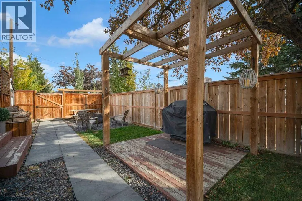 51 Hazelwood Crescent SW