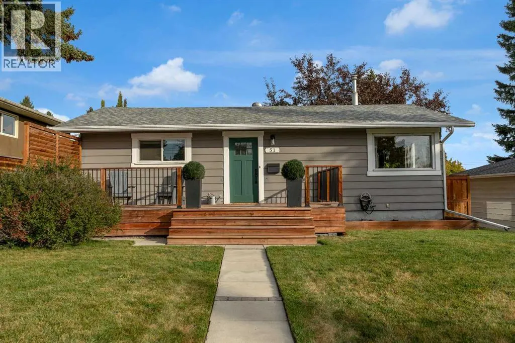 51 Hazelwood Crescent SW