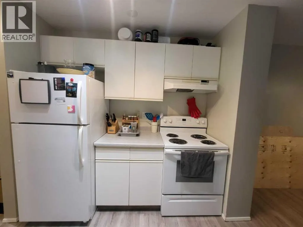 113, 485 Redcrow Boulevard W