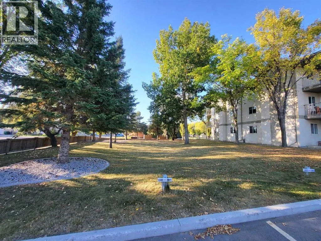 113, 485 Redcrow Boulevard W