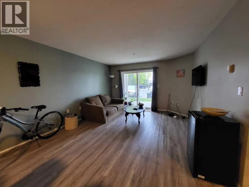 113, 485 Redcrow Boulevard W