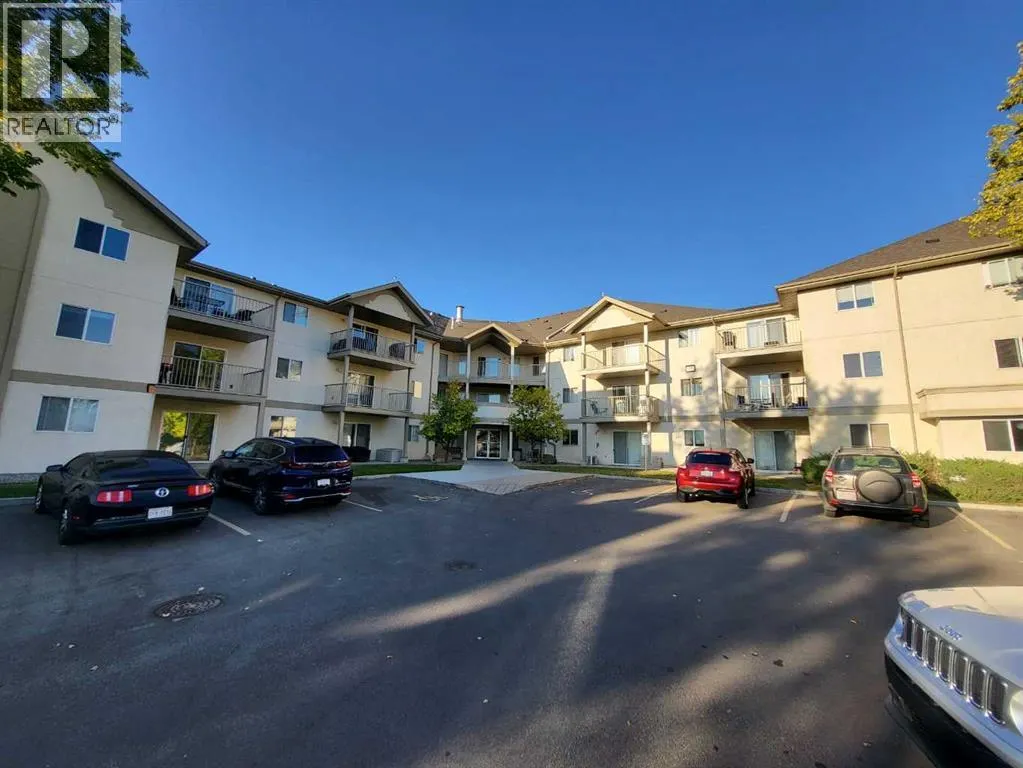 113, 485 Redcrow Boulevard W