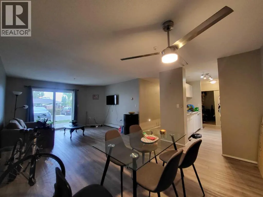 113, 485 Redcrow Boulevard W