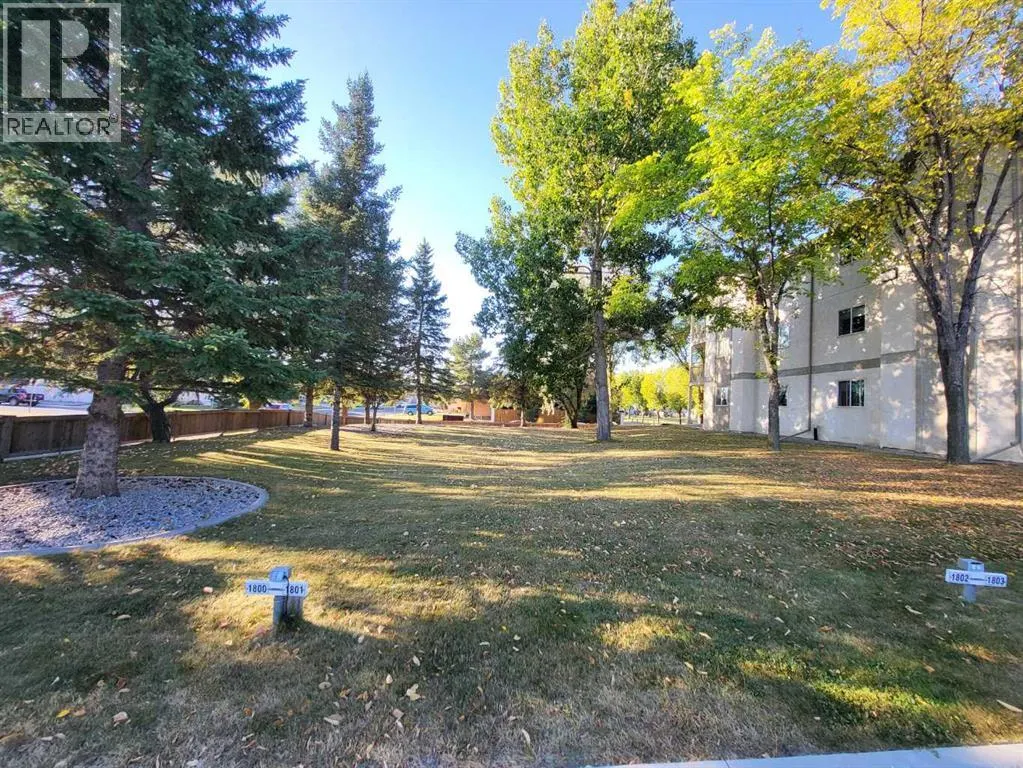 113, 485 Redcrow Boulevard W