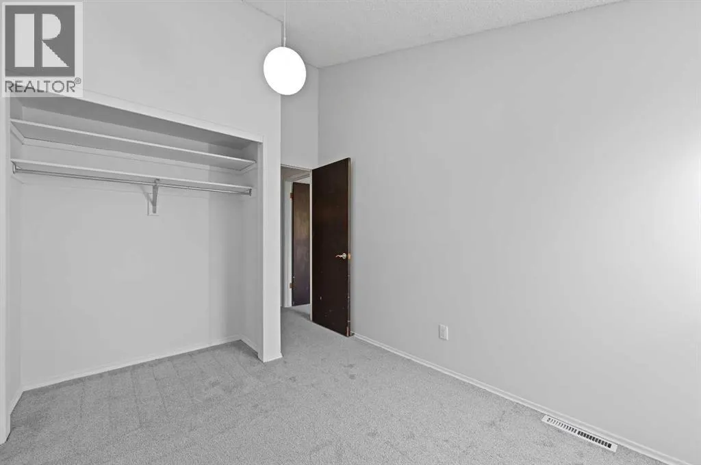 26 Brae Glen Court SW