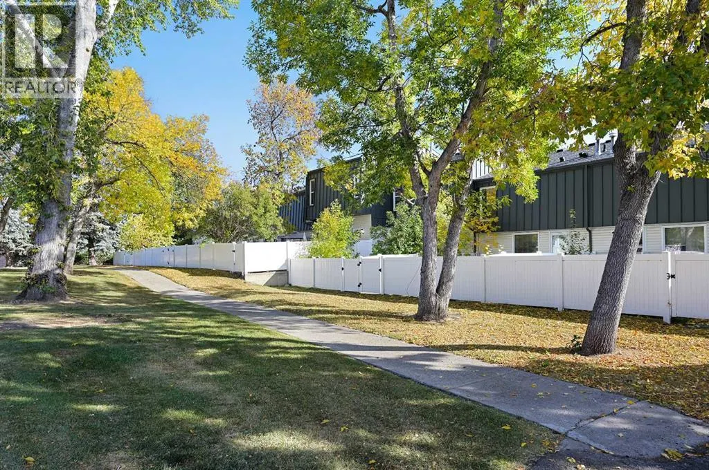 26 Brae Glen Court SW