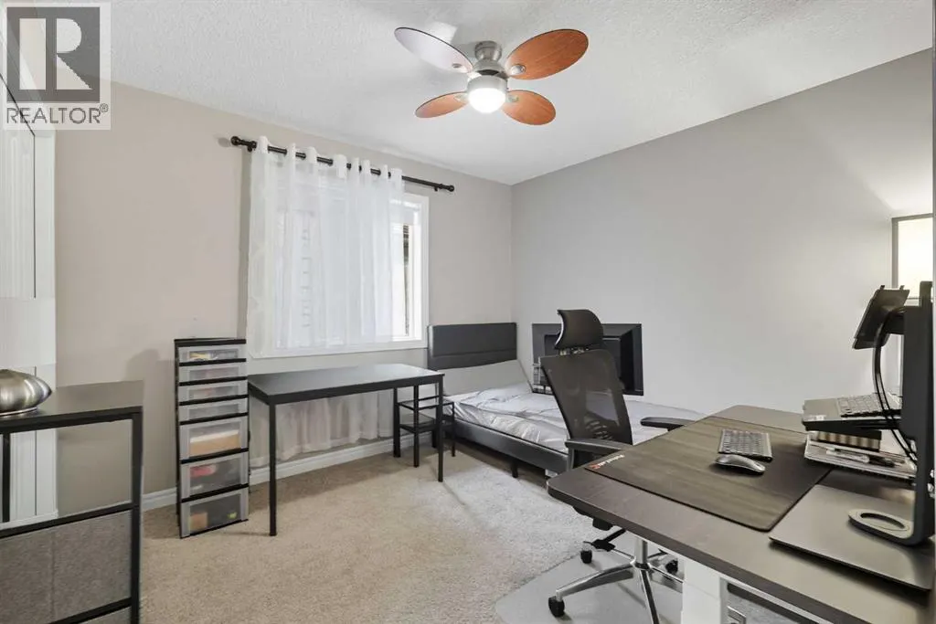 136 Silverado Skies Manor SW
