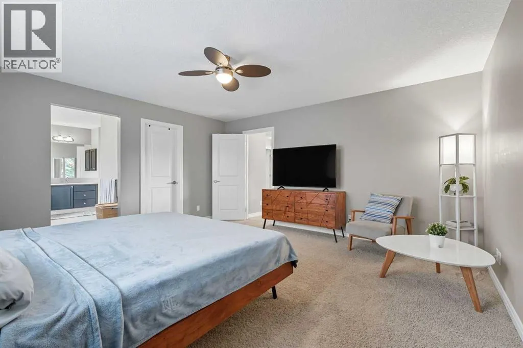 136 Silverado Skies Manor SW