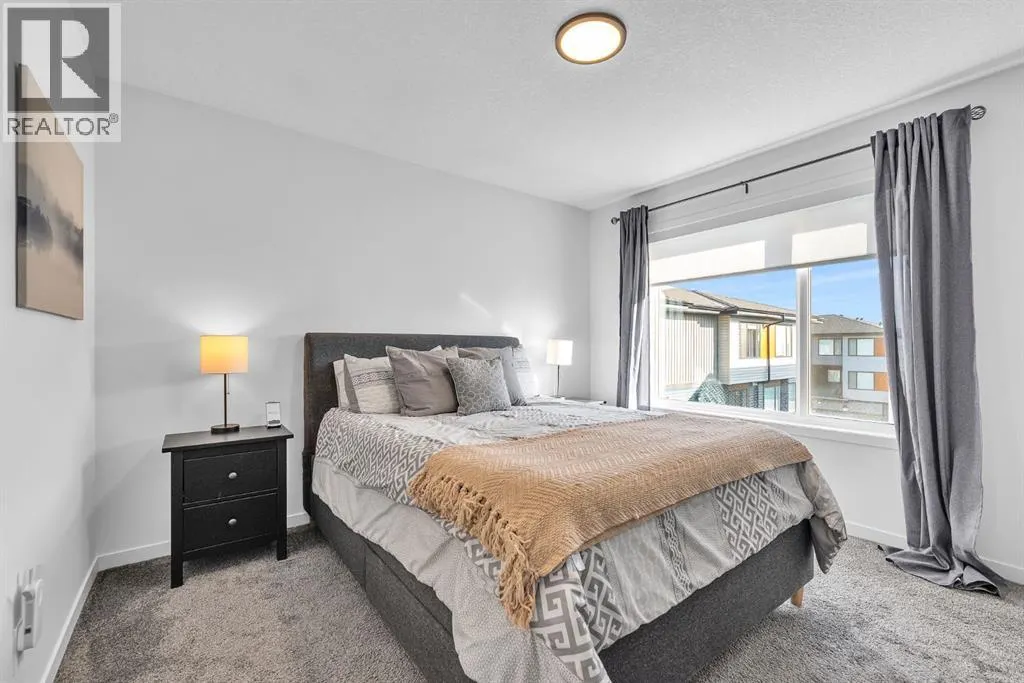 316 Corner Glen Circle NE