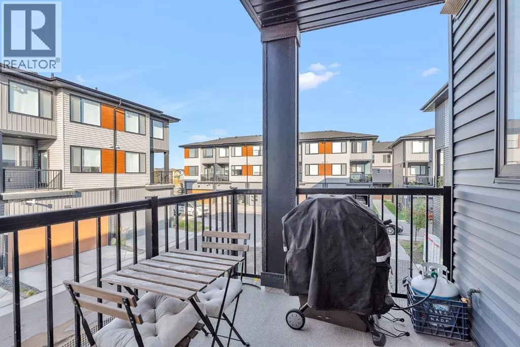 316 Corner Glen Circle NE