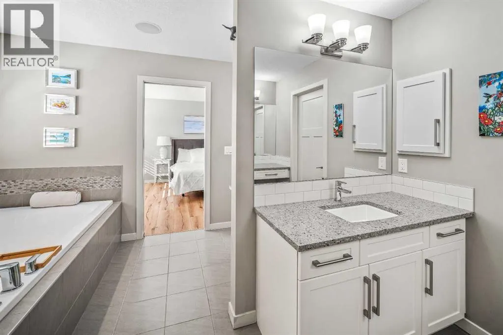 220 Auburn Meadows Crescent SE