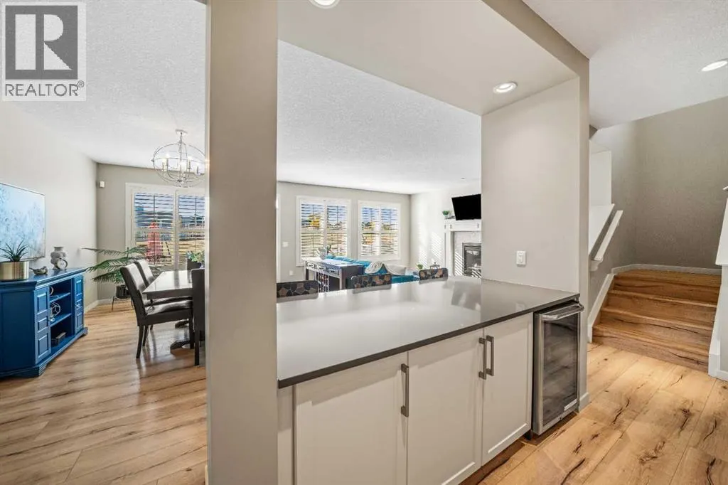 220 Auburn Meadows Crescent SE