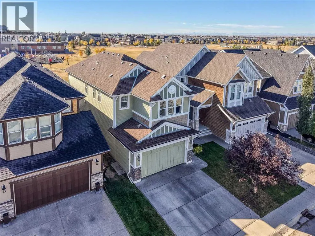 220 Auburn Meadows Crescent SE