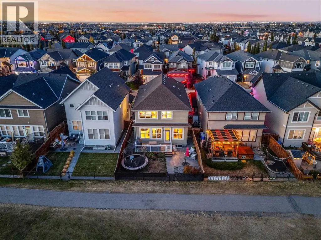 220 Auburn Meadows Crescent SE