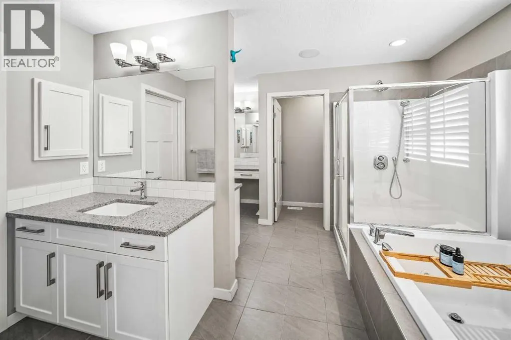 220 Auburn Meadows Crescent SE