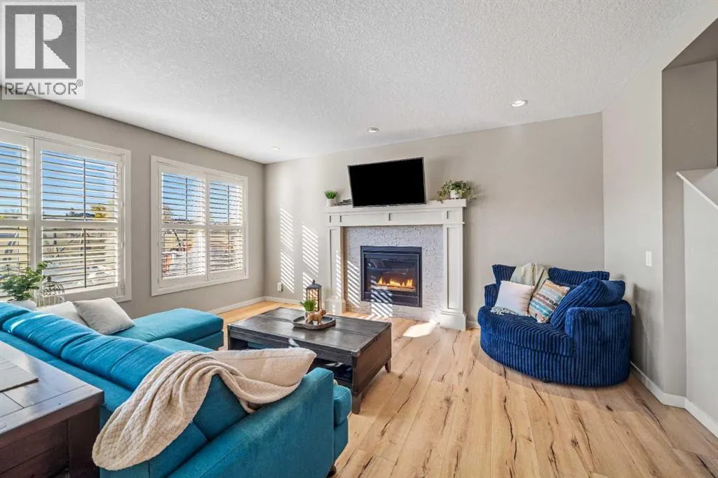 220 Auburn Meadows Crescent SE