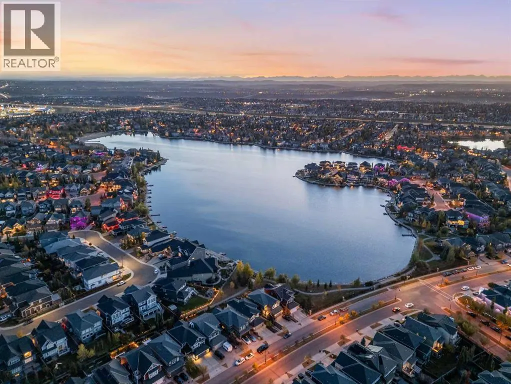 220 Auburn Meadows Crescent SE