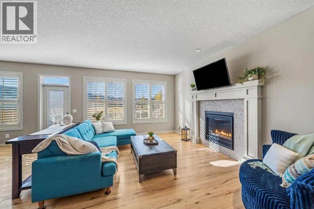 220 Auburn Meadows Crescent SE