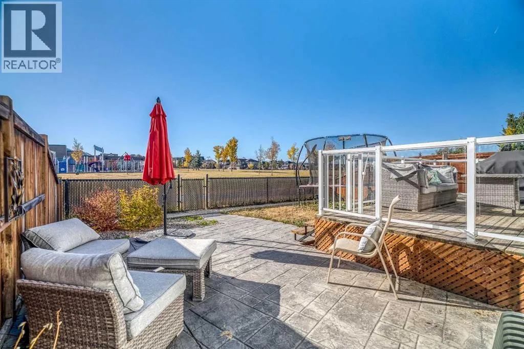 220 Auburn Meadows Crescent SE