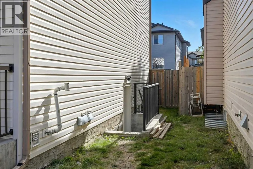 45 Everglen Crescent SW